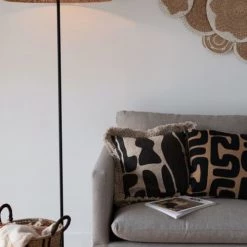Maisons Du Monde Lampadaires Lampadaire Avec Abat-jour En Jute Beige H160 -Lampadaires || Lustres || Guirlandes et décorations lumineuses Soldes lampadaire avec abat jour en jute beige h160 1000 9 36 227996 3