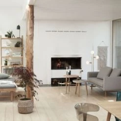 Lampadaires || Lustres || Guirlandes et décorations lumineuses Soldes -Lampadaires || Lustres || Guirlandes et décorations lumineuses Soldes lampadaire avec ampoule en laiton 1