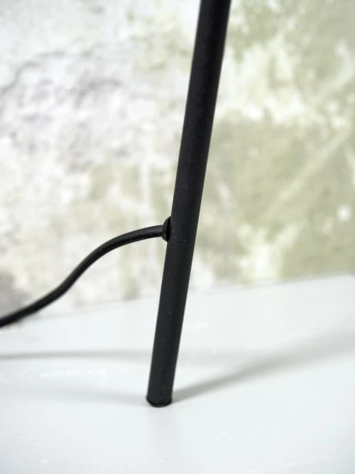 It's About Romi Lampadaires Lampadaire Avec Pieds Noirs Et Abat-jour Blanc H175cm 6 It's About Romi Lampadaires Lampadaire Avec Pieds Noirs Et Abat-jour Blanc H175cm – Image 4