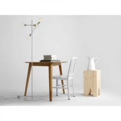 Custom Form Lampadaires Lampadaire Blanc 4 Lumières -Lampadaires || Lustres || Guirlandes et décorations lumineuses Soldes lampadaire blanc 4 lumieres 1