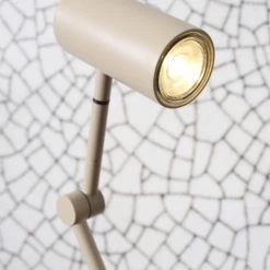 It's About Romi Lampadaires Lampadaire Droit Beige H133cm 12 It's About Romi Lampadaires Lampadaire Droit Beige H133cm -Lampadaires || Lustres || Guirlandes et décorations lumineuses Soldes lampadaire droit beige h133cm 4