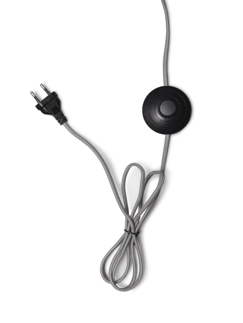 Good & Mojo Lampadaires Lampadaire En Bambou Noir H207cm 8 Good & Mojo Lampadaires Lampadaire En Bambou Noir H207cm – Image 6