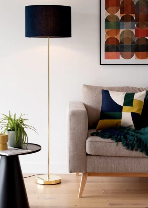 Maisons Du Monde Lampadaires Lampadaire En Métal Doré Et Abat-jour En Coton Bleu Nuit Recyclé H155 6 Maisons Du Monde Lampadaires Lampadaire En Métal Doré Et Abat-jour En Coton Bleu Nuit Recyclé H155 – Image 4