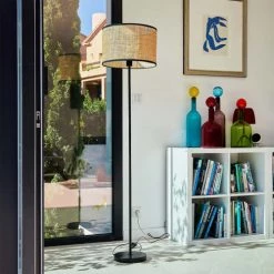 Alice's Garden Lampadaires Lampadaire Filaire En Cannage Naturel H 162cm -Lampadaires || Lustres || Guirlandes et décorations lumineuses Soldes lampadaire filaire en cannage naturel h 162cm 1