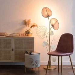 Maisons Du Monde Lampadaires Lampadaire Ginkgo En Métal Doré Et Bambou H145 -Lampadaires || Lustres || Guirlandes et décorations lumineuses Soldes lampadaire ginkgo en metal dore et bambou h145 1000 5 16 204770 2
