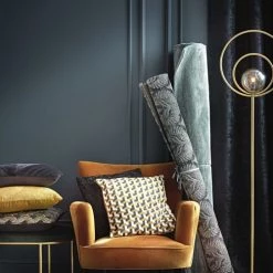 Maisons Du Monde Lampadaires Lampadaire Globe En Verre Teinté Ambré Et Métal Doré H162 -Lampadaires || Lustres || Guirlandes et décorations lumineuses Soldes lampadaire globe en verre teinte ambre et metal dore h162 1000 2 27 202608 3