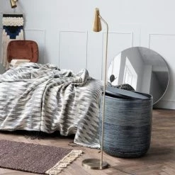 House Doctor Lampadaires Lampadaire Métal Or H124cm -Lampadaires || Lustres || Guirlandes et décorations lumineuses Soldes lampadaire metal or h124cm 1