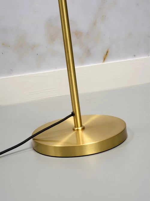 It's About Romi Lampadaires Lampadaire Métal Or H154cm 7 It's About Romi Lampadaires Lampadaire Métal Or H154cm – Image 5