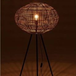 Meubles & Design Lampadaires Lampadaire Tendance En Rotin Et Métal 6 Meubles & Design Lampadaires Lampadaire Tendance En Rotin Et Métal -Lampadaires || Lustres || Guirlandes et décorations lumineuses Soldes lampadaire tendance en rotin et metal 1