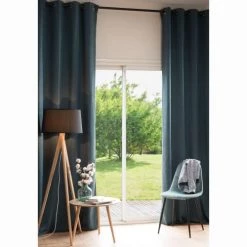 Maisons Du Monde Lampadaires Lampadaire Trépied En Chêne Et Abat-jour Noir H160 -Lampadaires || Lustres || Guirlandes et décorations lumineuses Soldes lampadaire trepied en chene et abat jour noir h160 1000 11 23 179480 3