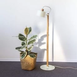 DIZY Design Lampadaires Luminaire à Poser Chêne Et Métal Blanc 10 DIZY Design Lampadaires Luminaire à Poser Chêne Et Métal Blanc -Lampadaires || Lustres || Guirlandes et décorations lumineuses Soldes luminaire a poser chene et metal blanc 5